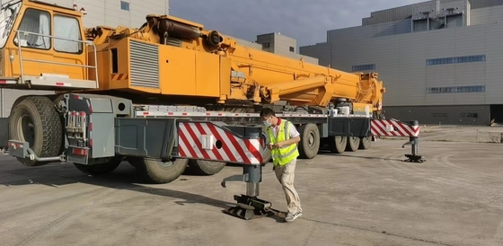 150000 kg Poids Liebherr LTM1300 Grue tout terrain Tadano TG-1000E 100T 50T Grue mobile