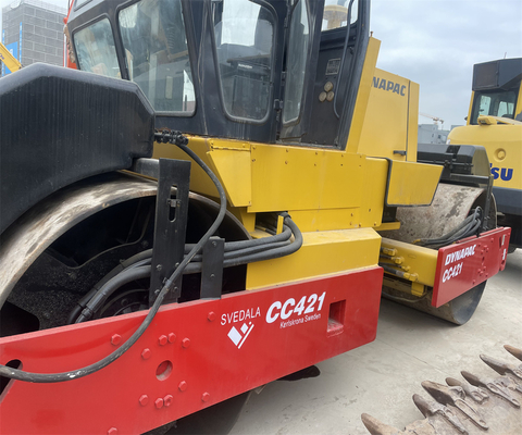Travaux de construction rouleaux routiers utilisés CC421 CC211 CA301D CA30D avec rouleaux à double tambour
