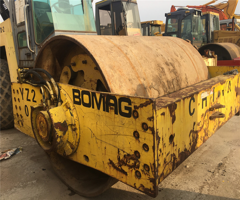 Roller vibrant BW217D-2 Bon état pour la construction routière Heures de travail 6001-8000
