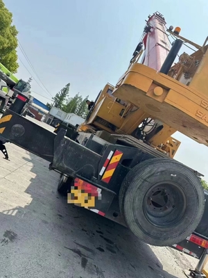 Les véhicules à moteur sont équipés d'un système de freinage à rouleaux de 80 tonnes, qui est équipé d'un système de freinage à rouleaux de 80 tonnes.
