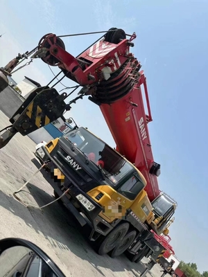 Les véhicules à moteur sont équipés d'un système de freinage à rouleaux de 80 tonnes, qui est équipé d'un système de freinage à rouleaux de 80 tonnes.