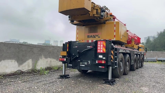 Sany SAC2600T8 Grue de camion d'occasion Grue mobile en bon état Moment de levage nominale 1376KN.m