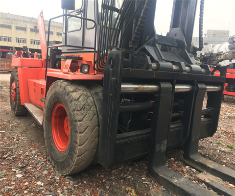 Le chariot élévateur Kalmar 25T est parfait pour la vente au détail et la livraison à un prix abordable