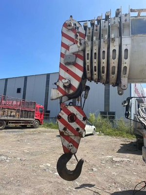 150T ZOOMLION Grue camion Grue mobile en bon état de fonctionnement