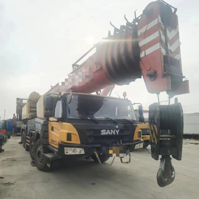 Le moteur de l'appareil doit être équipé d'un moteur de 70 tonnes.
