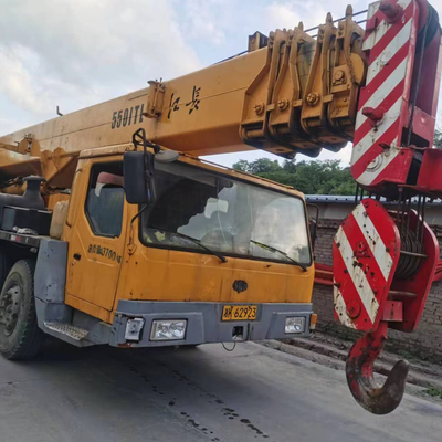 LT1130 LT1070 LT1055 130T 70T 55T 100T Grue de camion avec une hauteur de levage maximale de 48 m