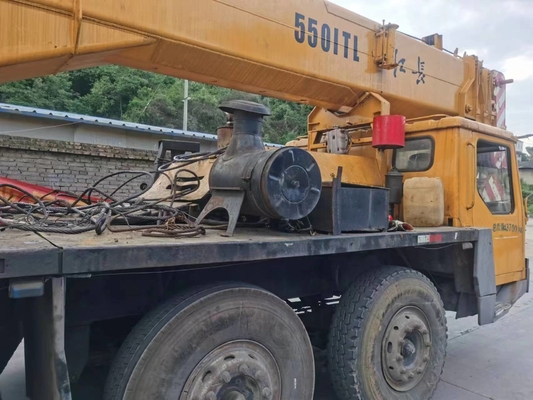 LT1130 LT1070 LT1055 130T 70T 55T 100T Grue de camion avec une hauteur de levage maximale de 48 m