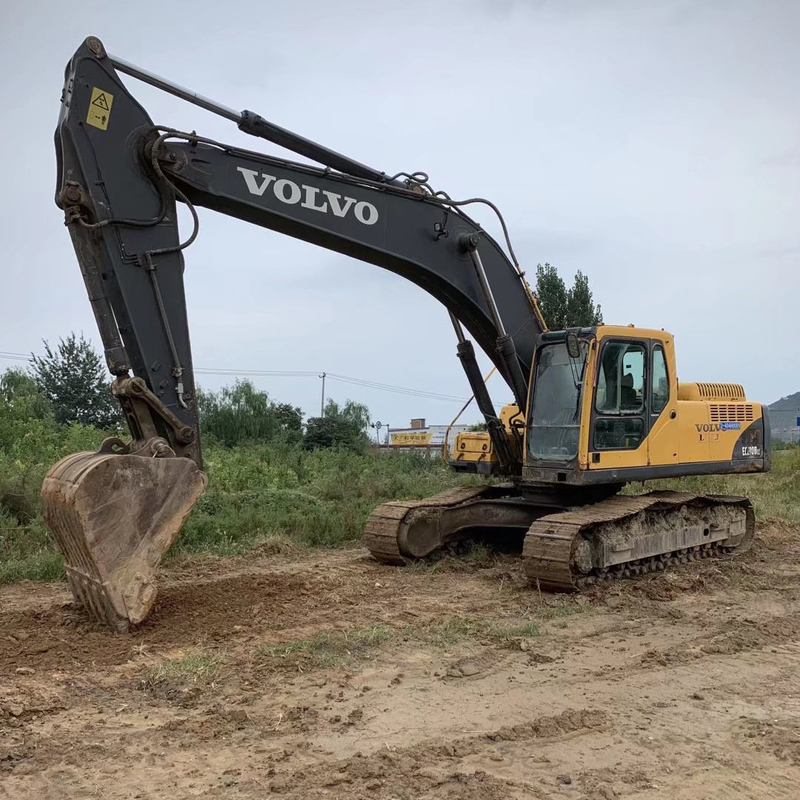 Excavateur hydraulique à rampe pour l'exploitation minière d'énergie