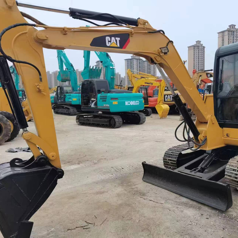 Excavatrice utilisée CAT 305.5 306 avec une capacité de seau de 0,31 m3 et un poids de machine de 6000 kg