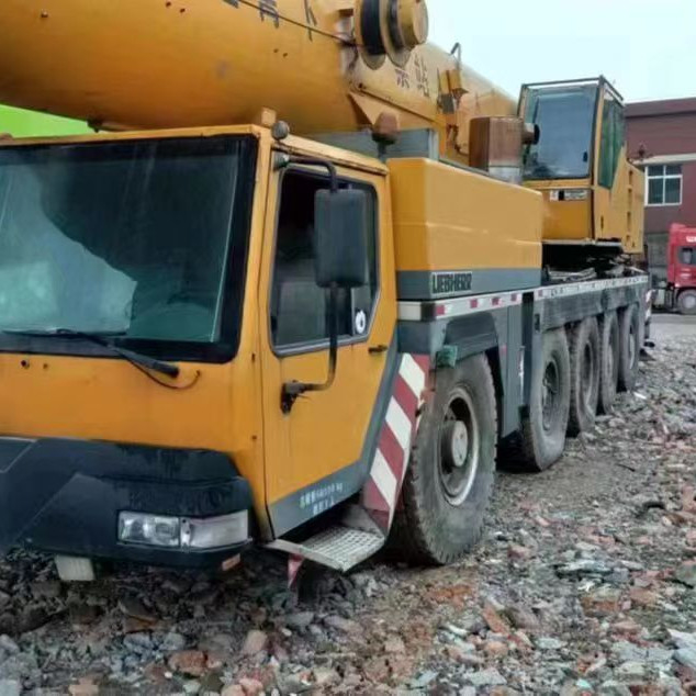 Cran de camion d'occasion 2013 LIEBHER LTM1200 QAY220 QAY200 QY130K QY100KC avec pompe hydraulique Hengli